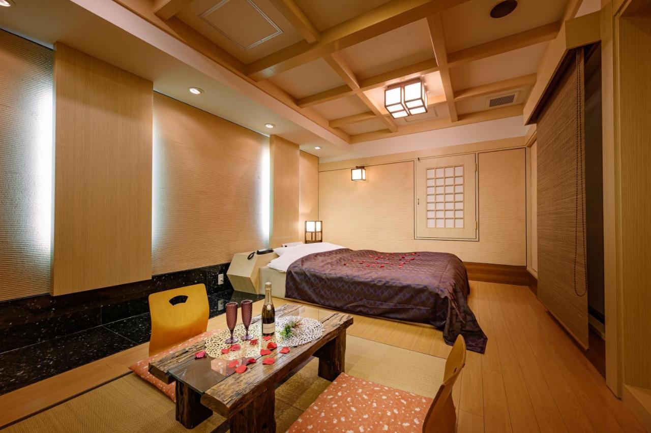 Hotel Metro (Adults Only) Yokohama  Buitenkant foto